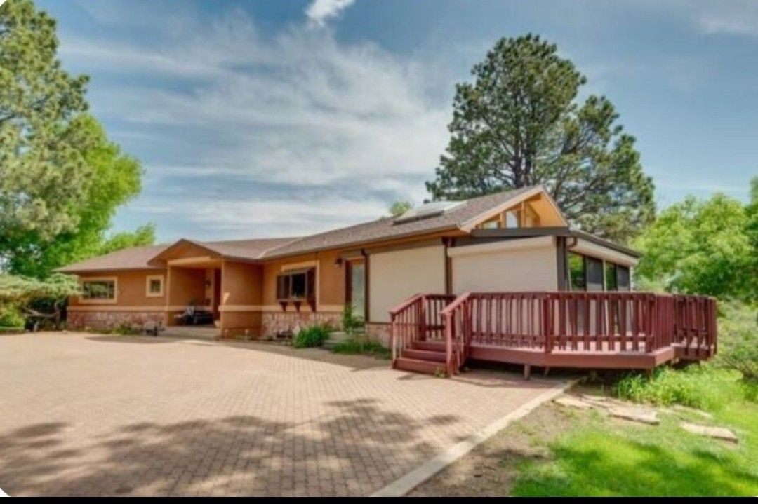  Colorado Springs